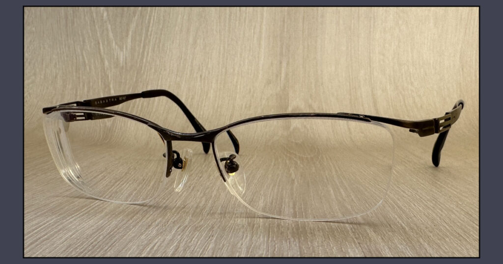 眼鏡市場のサバトラ「SBT-027」のブローラインの画像
